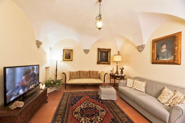 Via Dei Fossi Apartment ฟลอเรนซ์ ภายนอก รูปภาพ